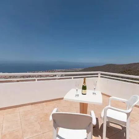 Romantica. Wonderful 4 Bedroom Villa. *