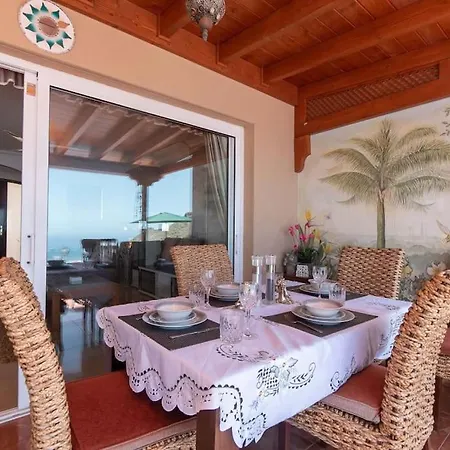 Romantica. Wonderful 4 Bedroom Villa. *