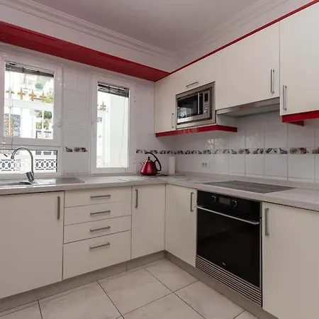 4 Bedroom Willa *