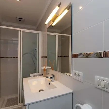 4 Bedroom Villa Costa Adeje (Tenerife)