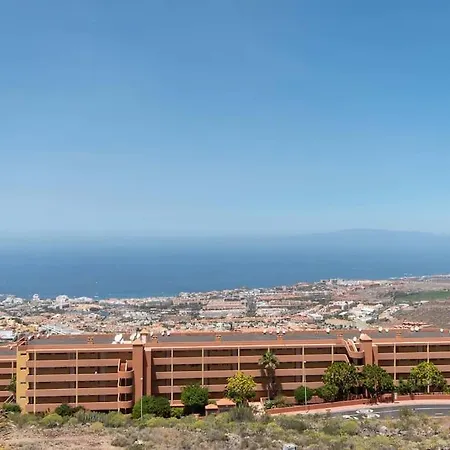 Romantica. Wonderful 4 Bedroom Villa. Βίλα *